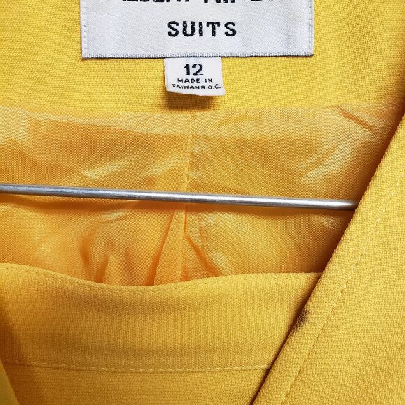 Albert Nipon Soft Canary Yellow Two-Piece - Picture 13 of 13